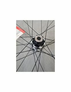 Dt-swiss DT Swiss X1700 Spline 20mm 27,5 Laufrad Vorne PS 15x110 Disc Neu -Ersatzteile Verkaufsladen dt swiss xm1501 spline laufradsatz 275 40mm non boost shimano 2